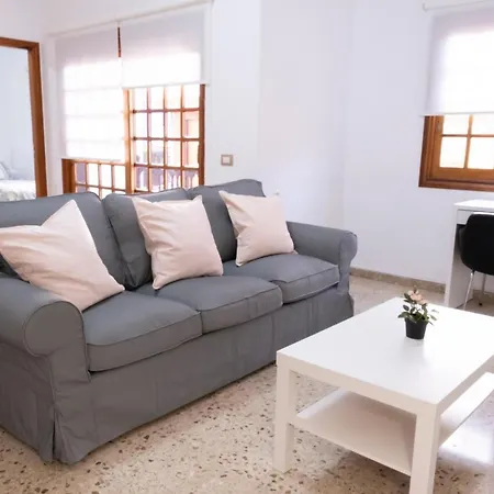 Live Juli House